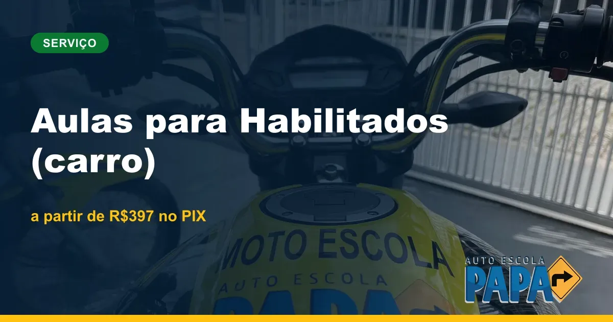 Fila de HB20 0km adesivados da Auto Escola PAPA